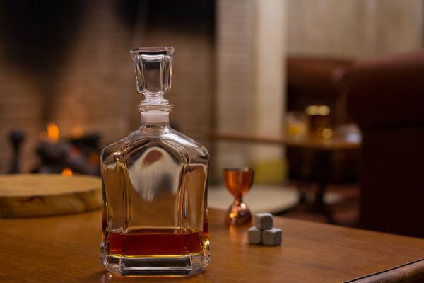 The Bormioli Rocco Decanter displaying whiskey