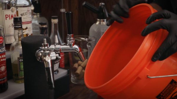 how to clean beer lines with a cleaning keg, step 1