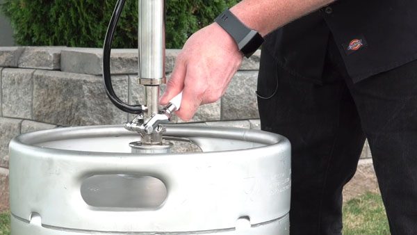 how to tap a keg