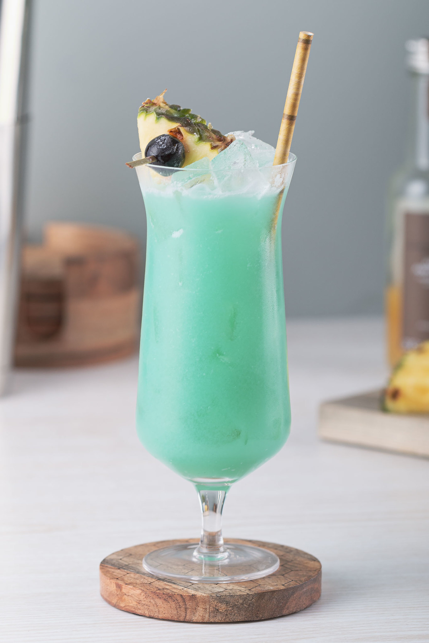 blue hawaiian tiki cocktail