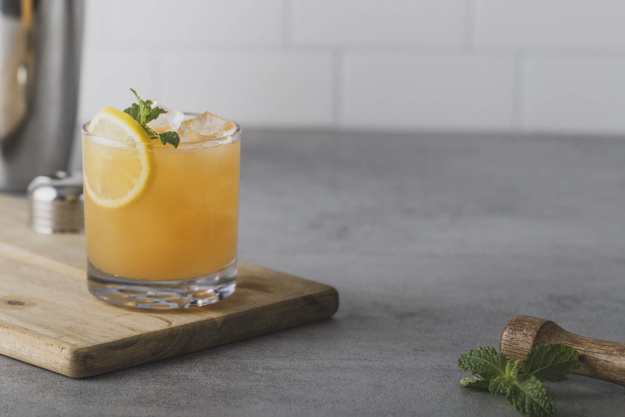 kegworks-bourbon-smash-cocktail-recipe-1