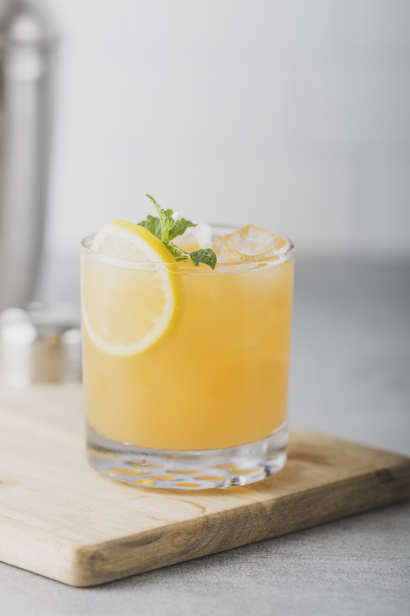 kegworks-bourbon-smash-cocktail-recipe-2