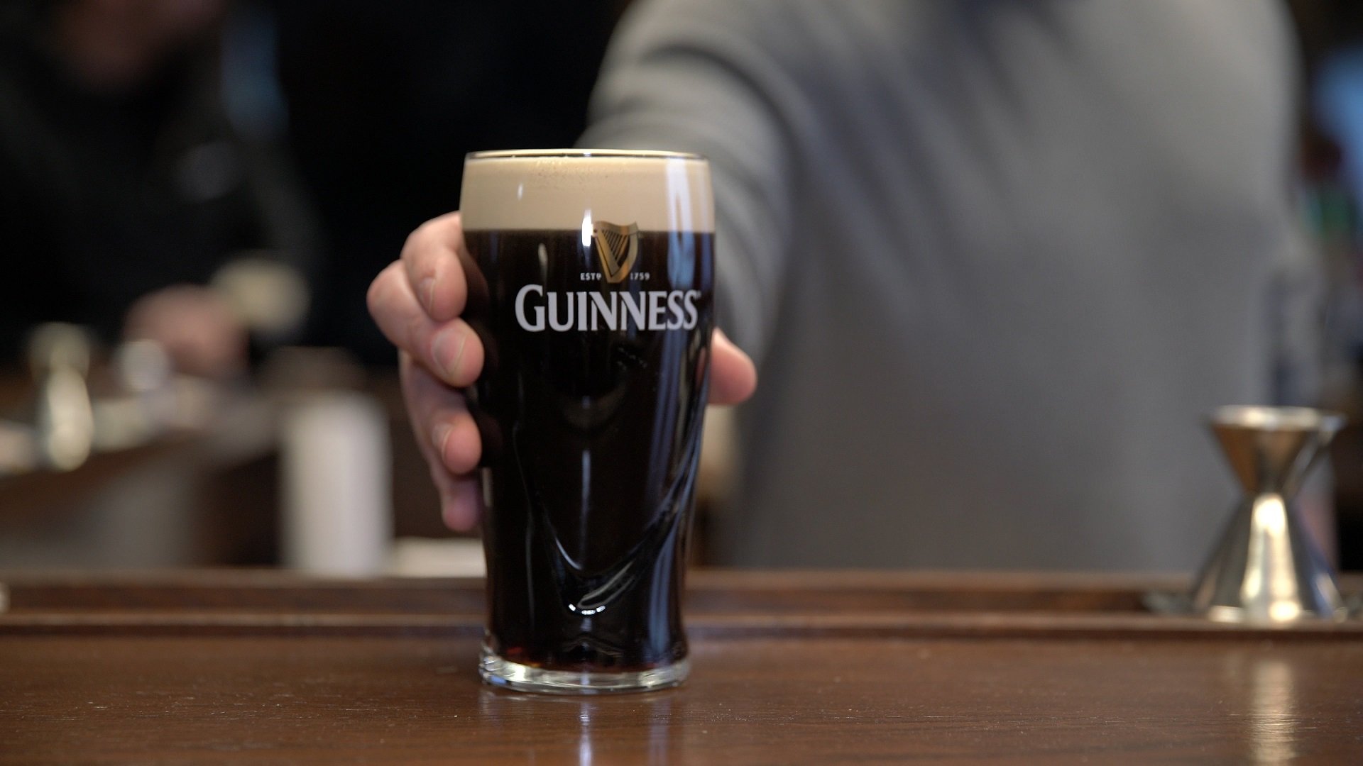 1 x Glass Guinness Draught Home Serve Glass 