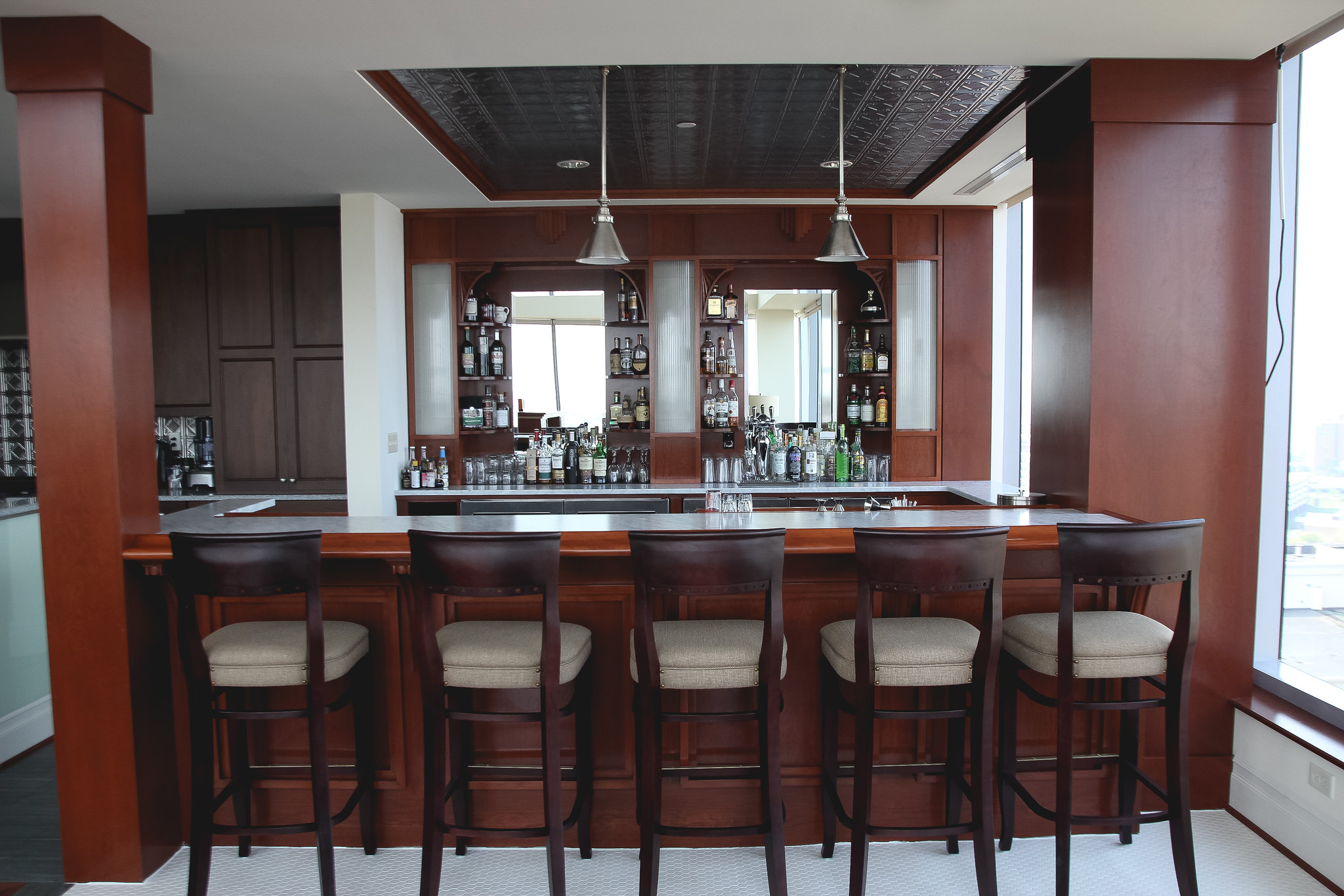 20 Easy Steps For Planning Your Home Bar